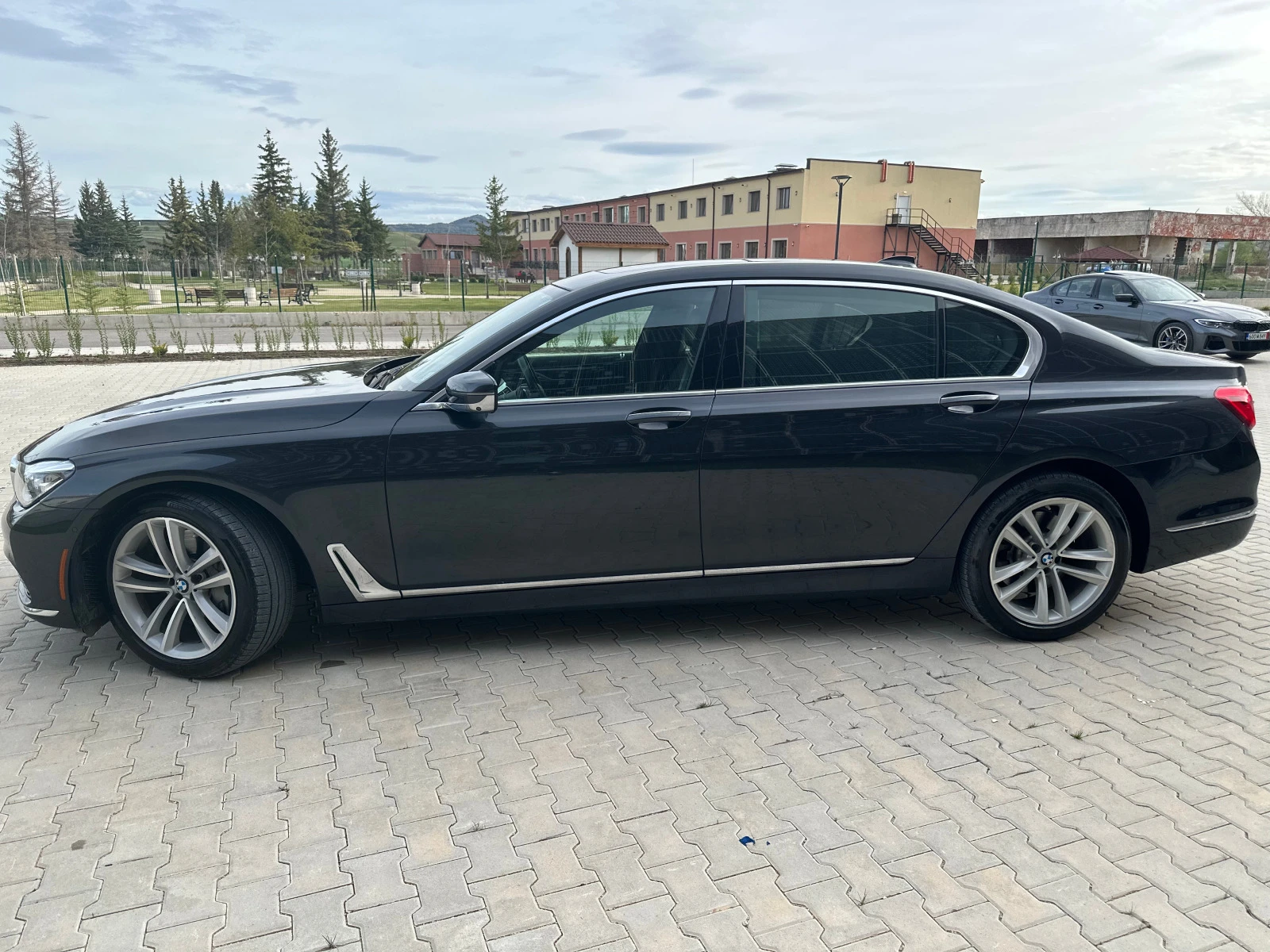 BMW 750 Li xDrive 38хил.км! - изображение 4