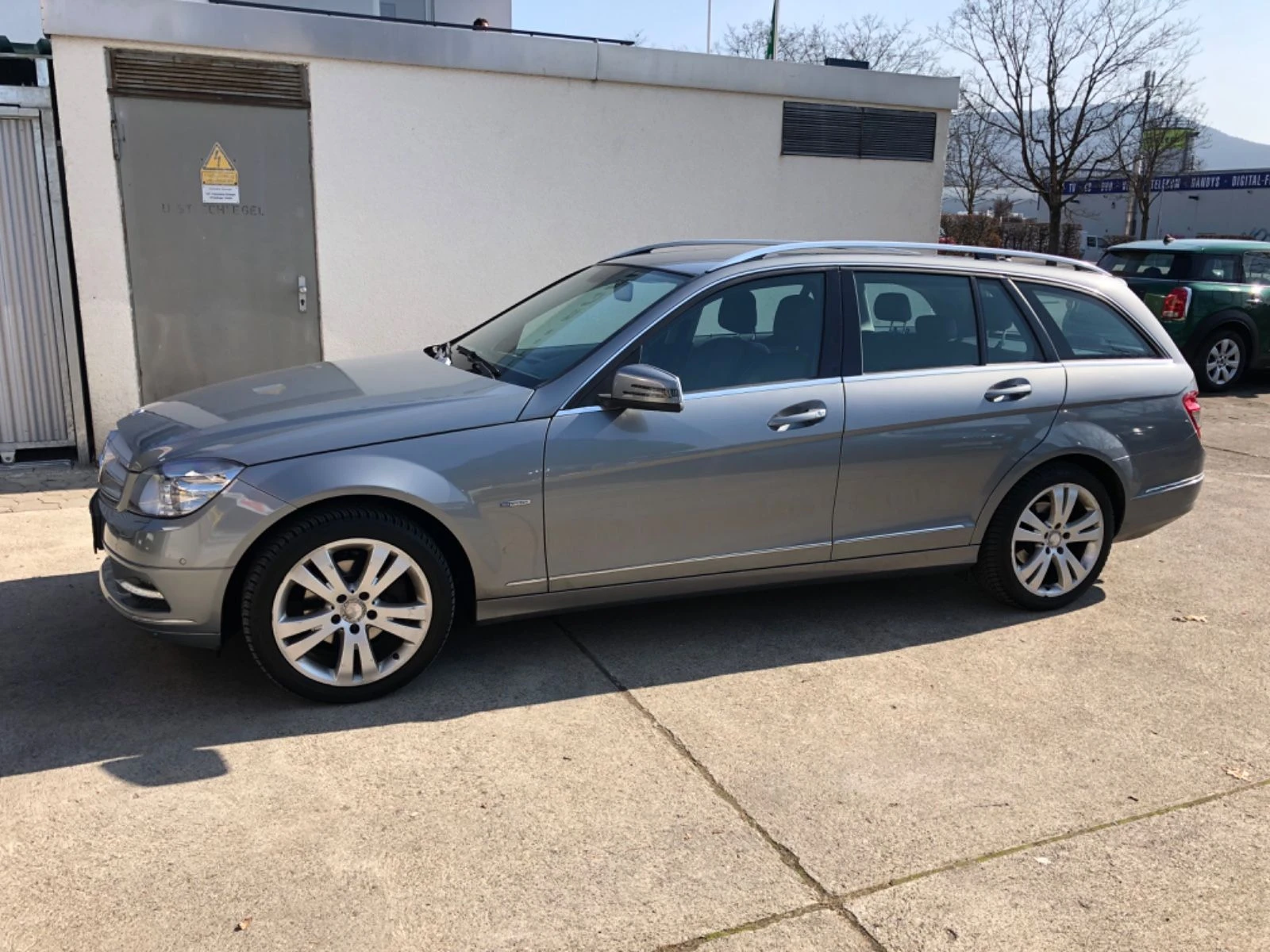 Mercedes-Benz C 180 CGI BlueEfficiency Elegance - изображение 3