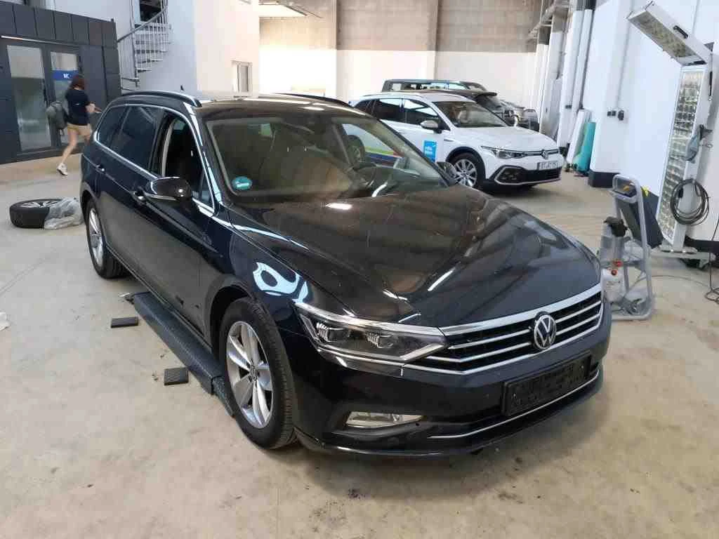 VW Passat 2.0TDI 4Motion"Dig Cockpit"IQ.LIGHT-Matrix - изображение 3