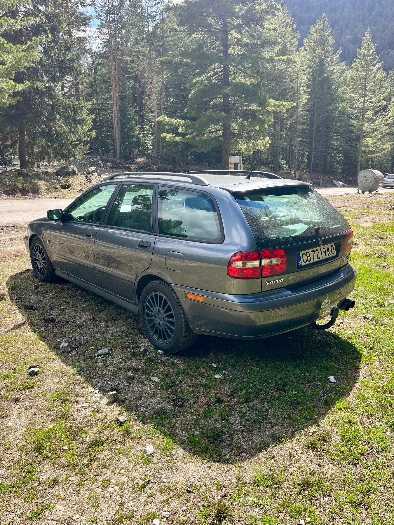 Volvo V40  - изображение 5