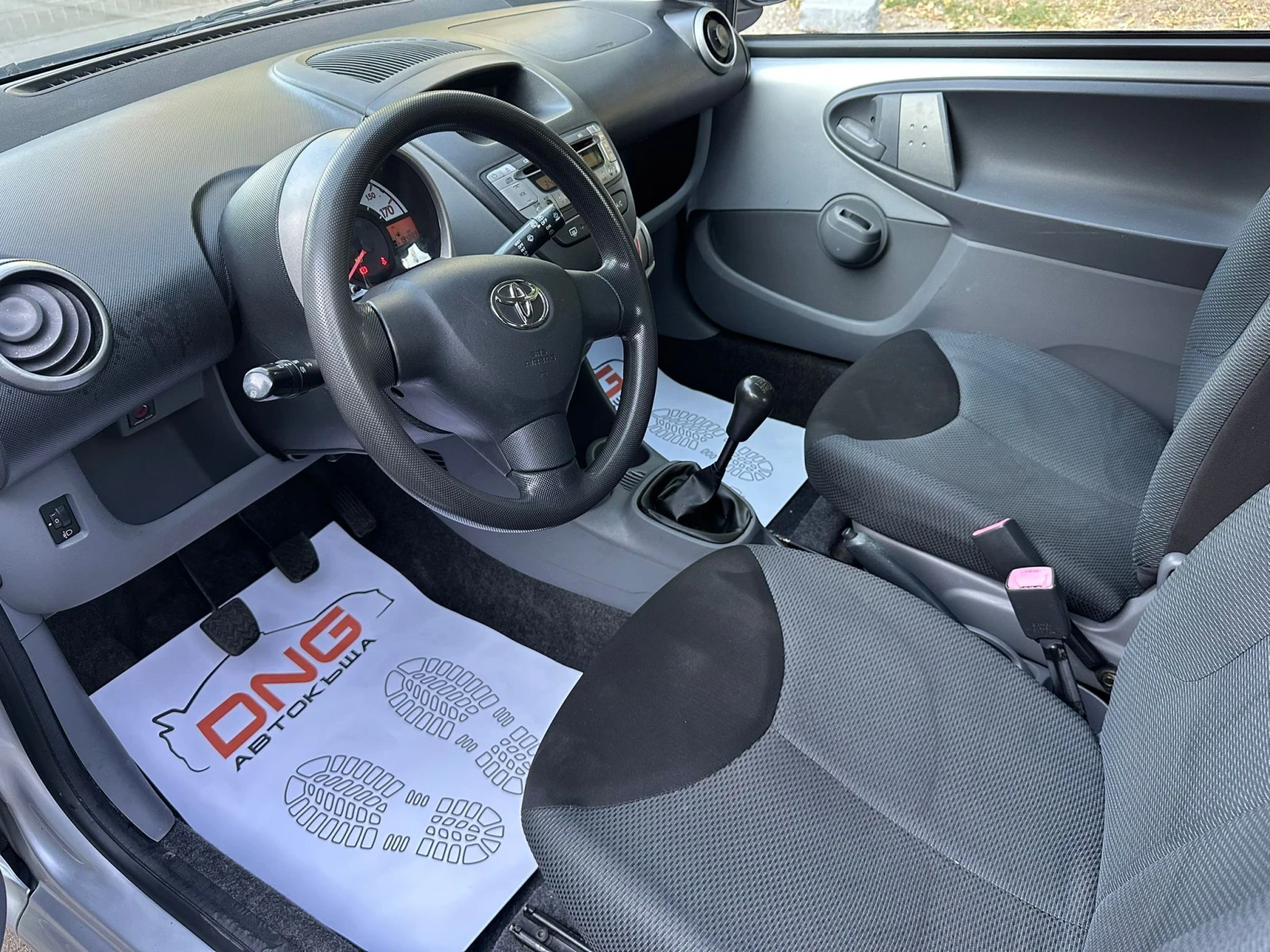 Toyota Aygo 1, 000 EURO5  - изображение 9