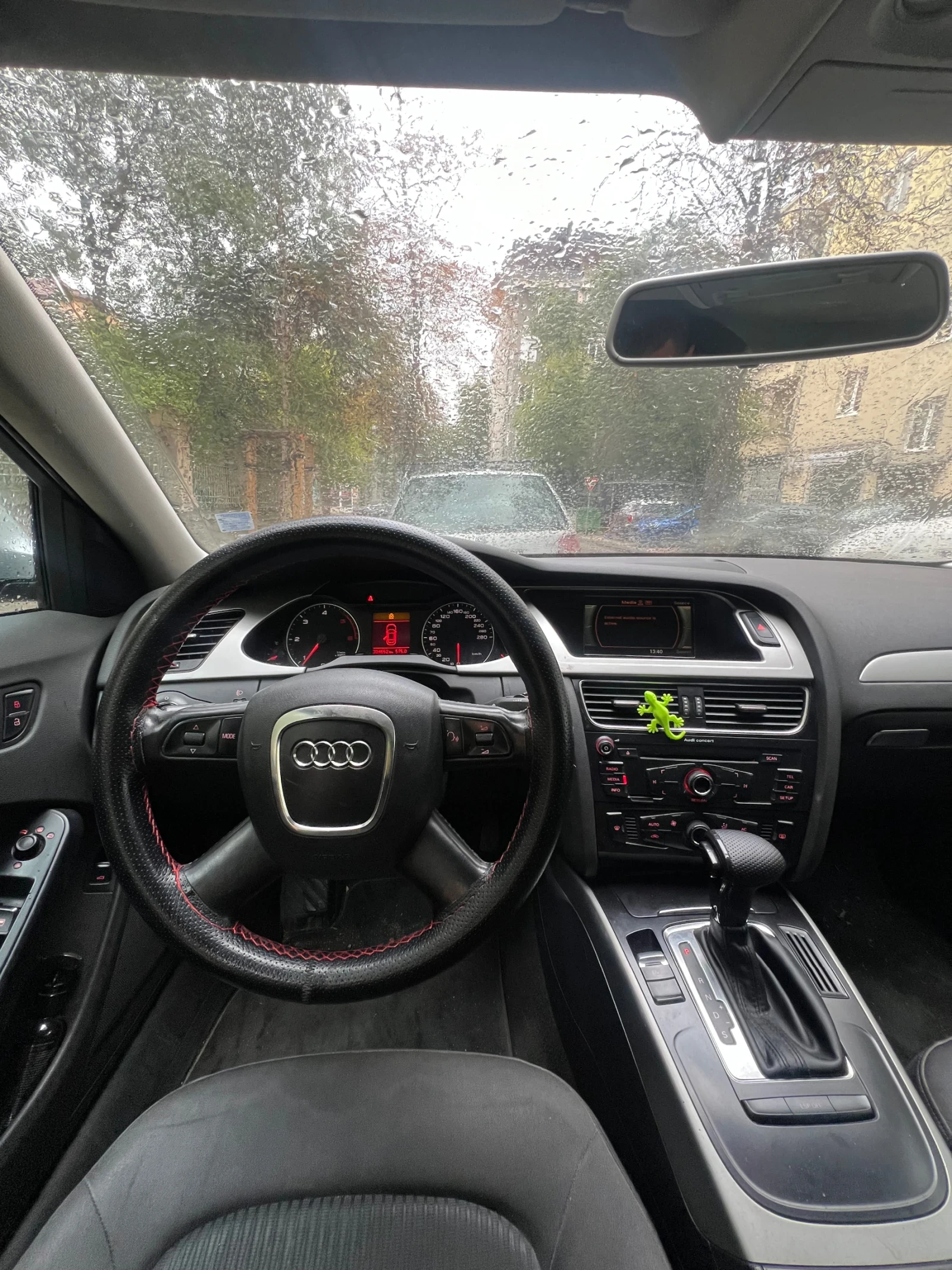Audi A4  - изображение 7