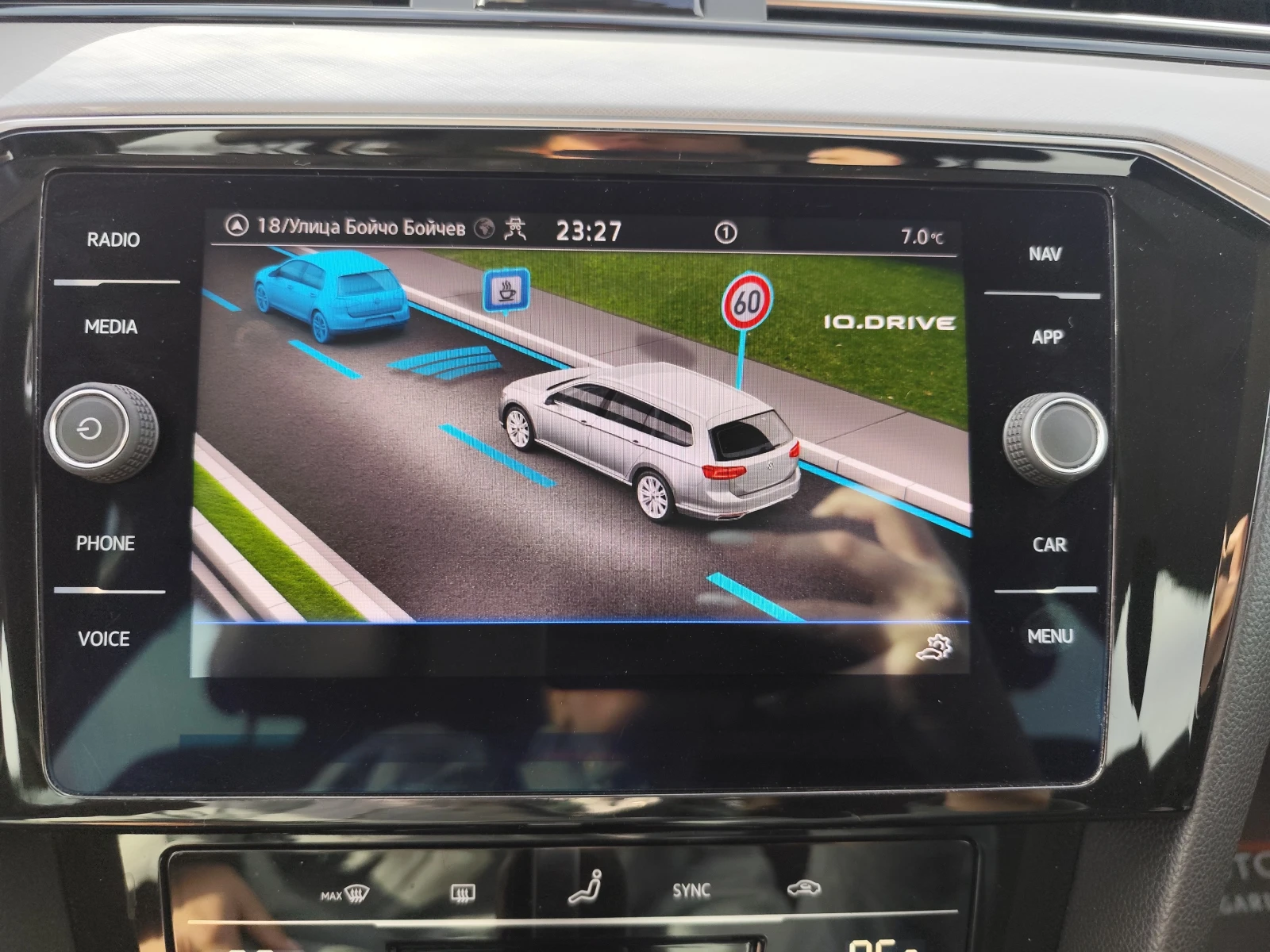 VW Passat 2.0TDi* * EURO6D* NAVI* LED/XENON*  | Mobile.bg   6