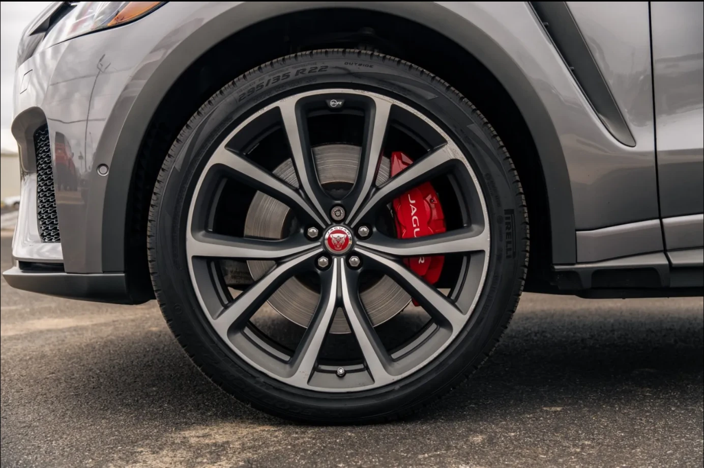 Jaguar F-Type SVR - изображение 7