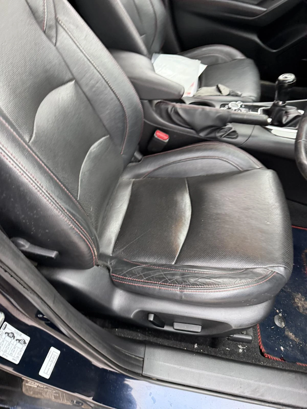 Mazda 3 2.2d - изображение 8