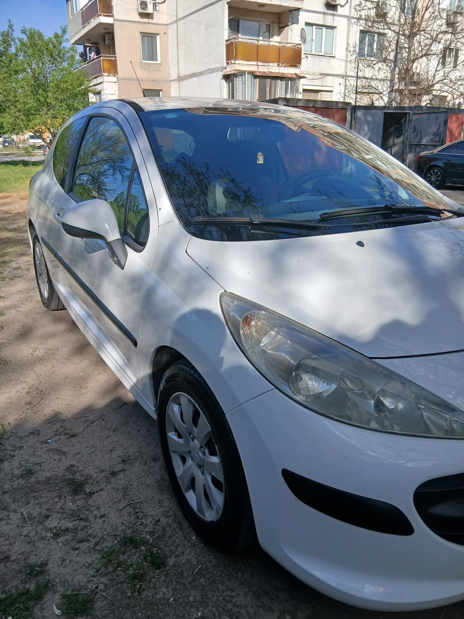 Peugeot 207, снимка 2 - Автомобили и джипове - 54260026