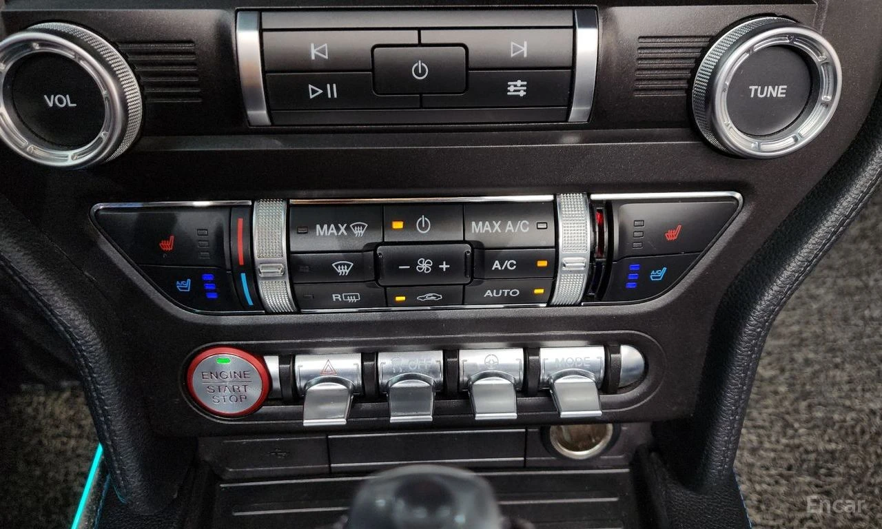 Ford Mustang 5.0GT* GT350 PACK* ПОДГРЕВ* ОБДУХВАНЕ* NAVI* КОЖА*, снимка 12 - Автомобили и джипове - 54727134