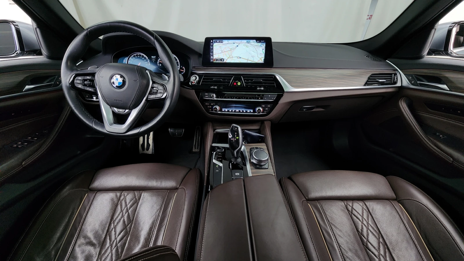 BMW 530 530i M Sport Plus | HUD | 360  Камера | , снимка 6 - Автомобили и джипове - 55032836
