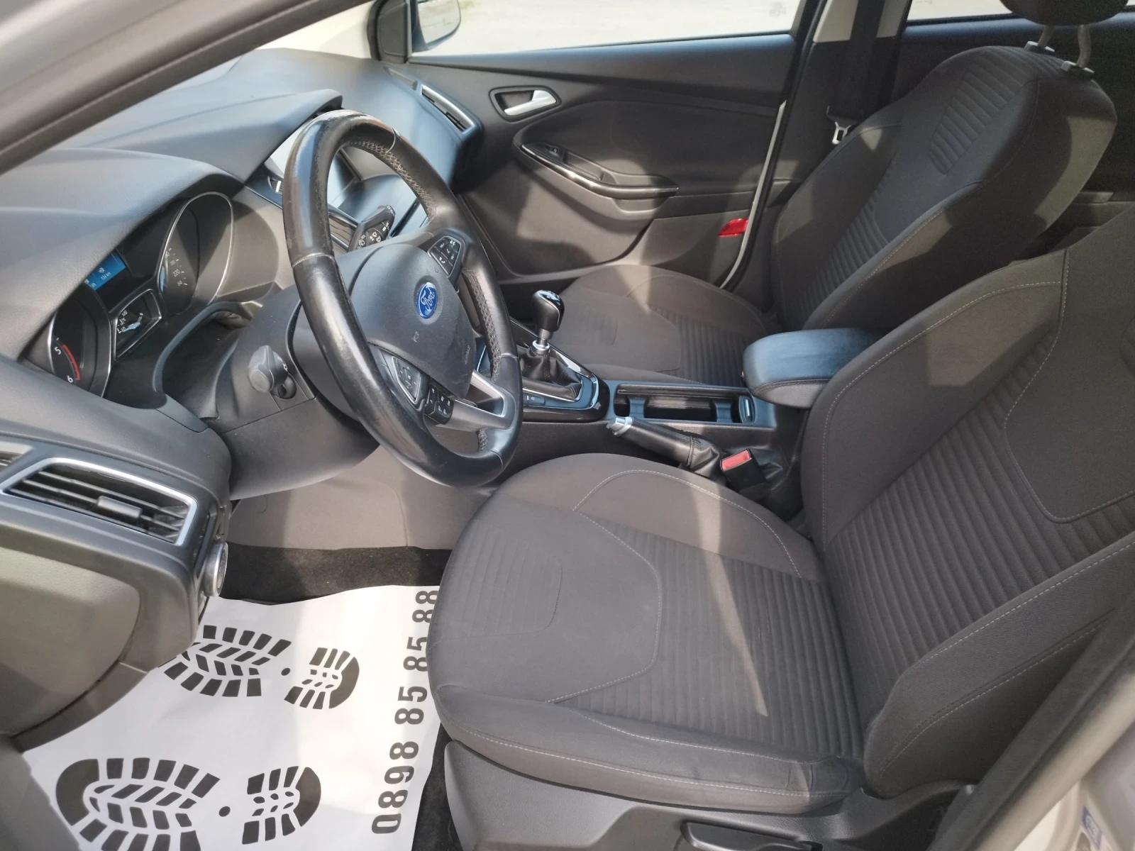 Ford Focus 1.5 TDCI, 95 к.с., EURO 6B, Keyless, снимка 8 - Автомобили и джипове - 55185630