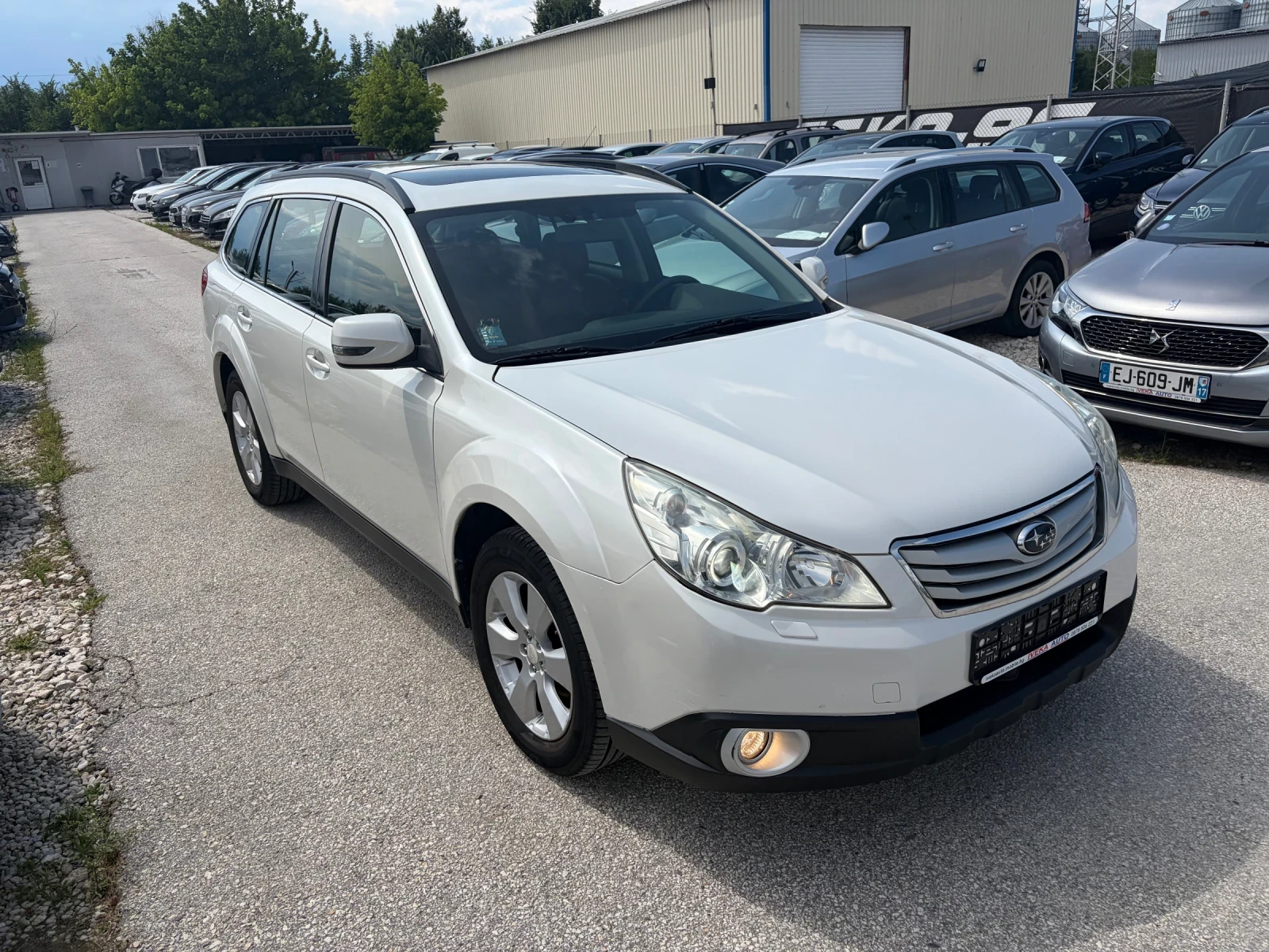 Subaru Outback 2.5 Gaz Top, снимка 3 - Автомобили и джипове - 55405706