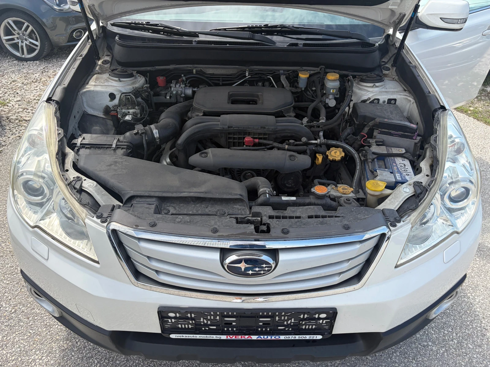 Subaru Outback 2.5 Gaz Top, снимка 16 - Автомобили и джипове - 55405706