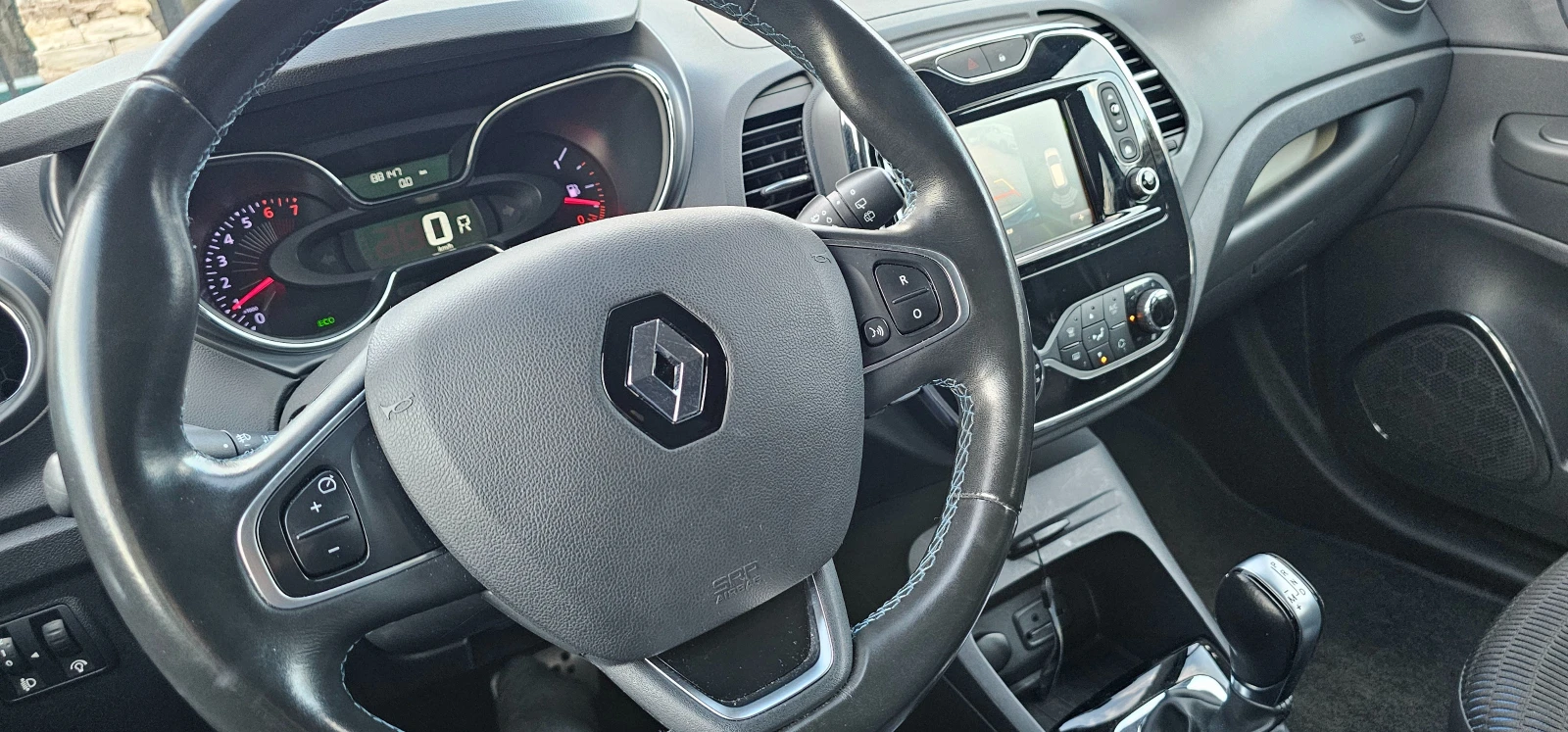 Renault Captur CROSSBORDER AUTOMAT !!! 81200km Неразличим от Нов, снимка 13 - Автомобили и джипове - 55514173
