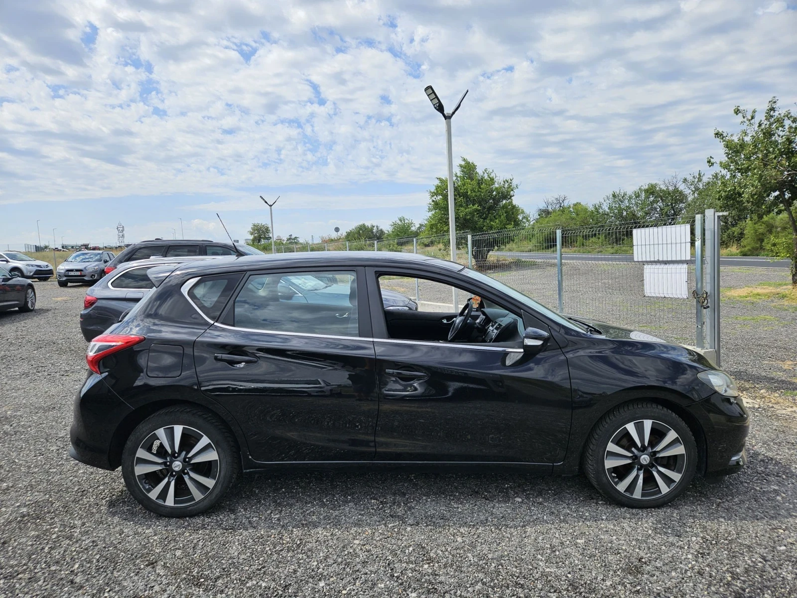 Nissan Pulsar 1.5dci euro5, снимка 6 - Автомобили и джипове - 55768656