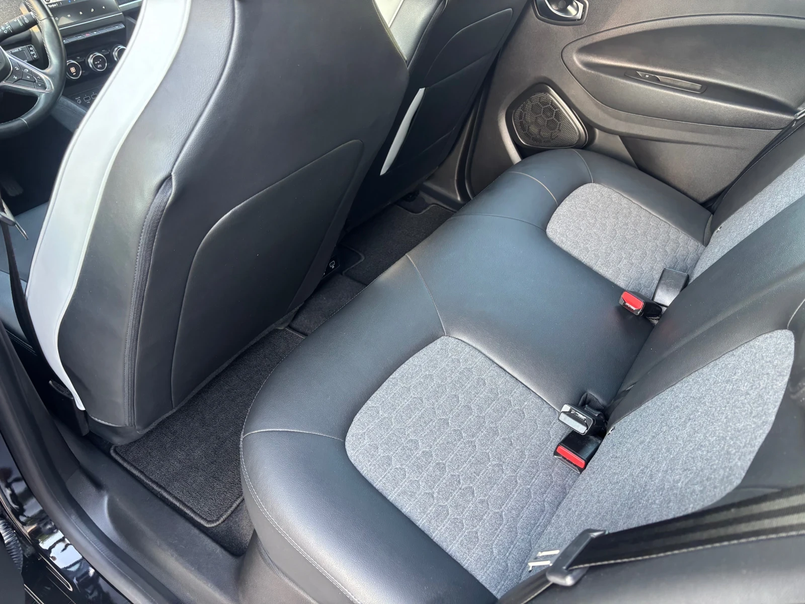 Renault Zoe R 110 CCS INTENS, снимка 12 - Автомобили и джипове - 56012077