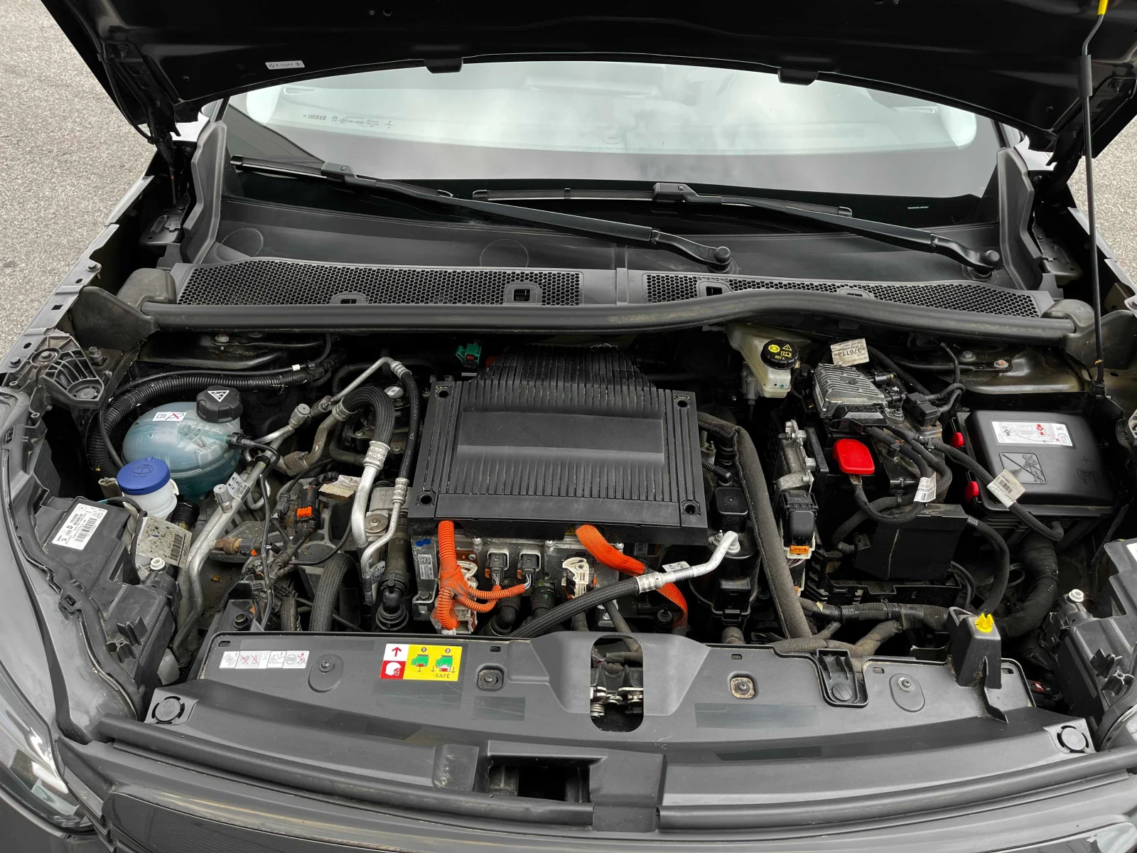 Peugeot 2008  Electric ALLURE 50KW 91% SOH ���������� | Mobile.bg � ����������� 5