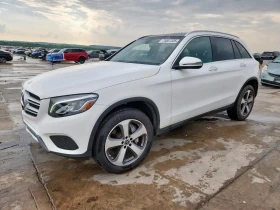  Mercedes-Benz GLC 30...