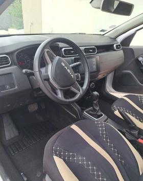 Dacia Duster  1.3 TCE 150 EDC Journey 2024 - 10750 € / 21025.17 лв. - 51556522 5