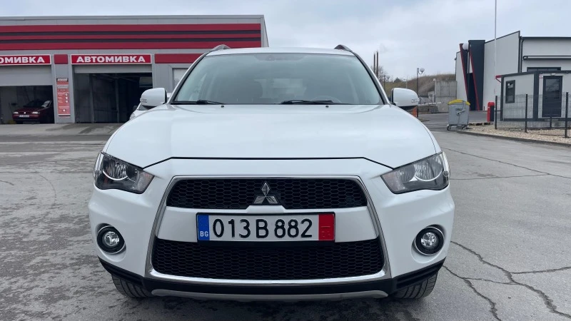 Mitsubishi Outlander 2.0i , снимка 2 - Автомобили и джипове - 44889942