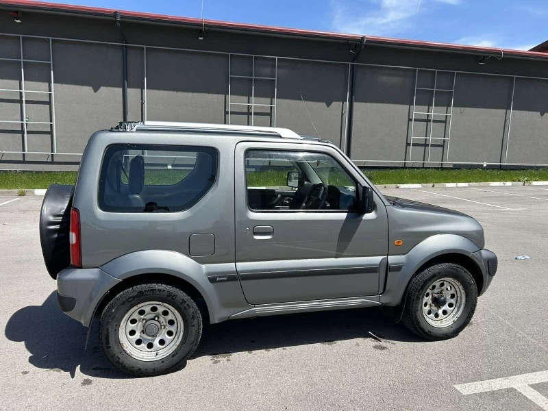 Suzuki Jimny, снимка 15 - Автомобили и джипове - 47064073