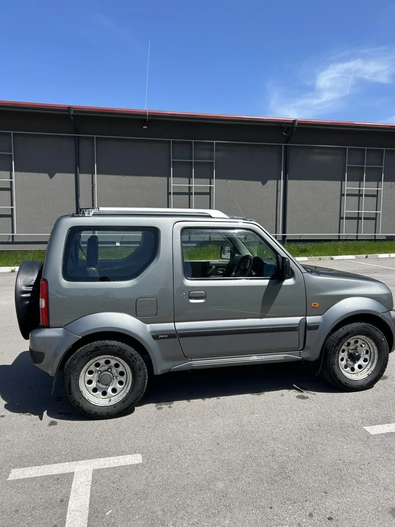 Suzuki Jimny, снимка 10 - Автомобили и джипове - 47064073