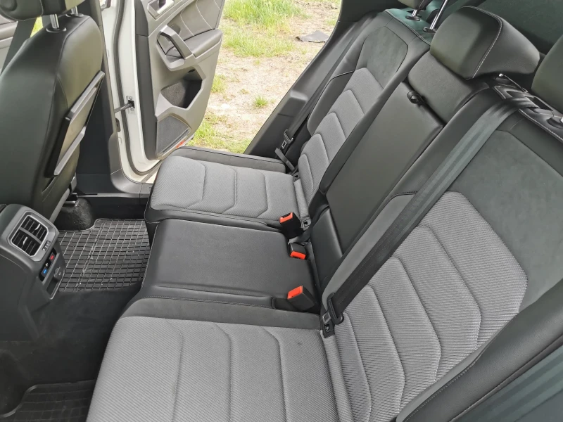 VW Tiguan, снимка 4 - Автомобили и джипове - 51825415