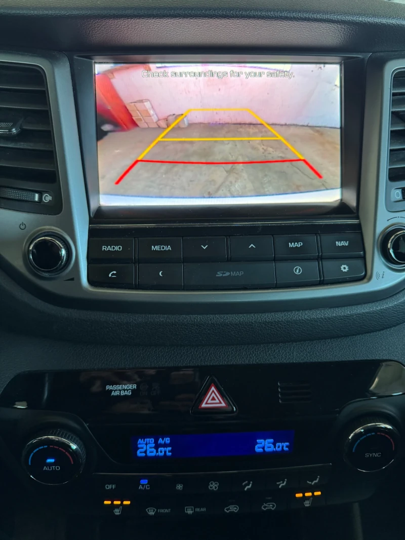 Hyundai Tucson 1.7CRDI ФУЛ ЕКСТРИ, снимка 10 - Автомобили и джипове - 53077608