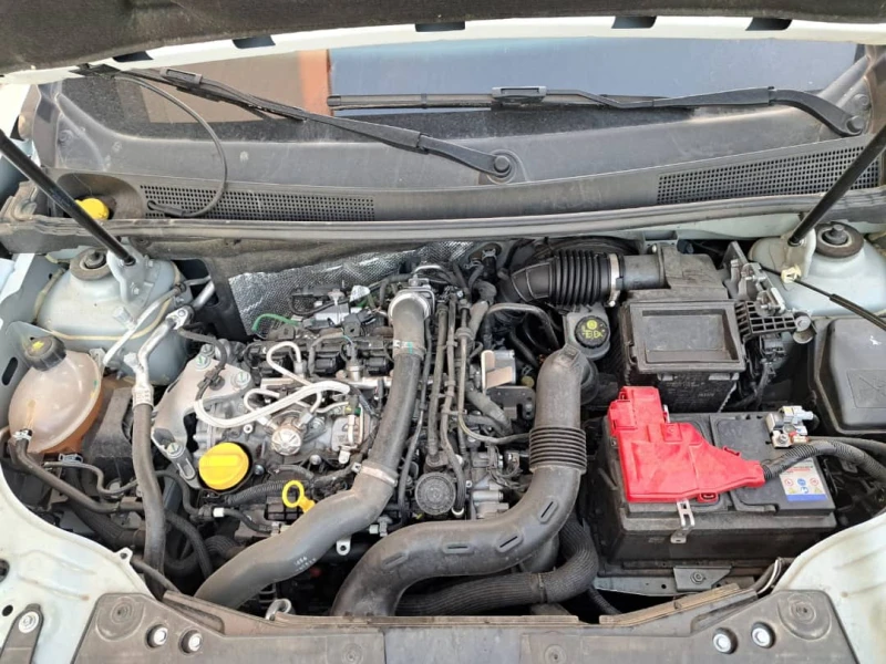 Dacia Duster  1.3 TCE 150 EDC Journey 2024, снимка 11 - Автомобили и джипове - 53404635