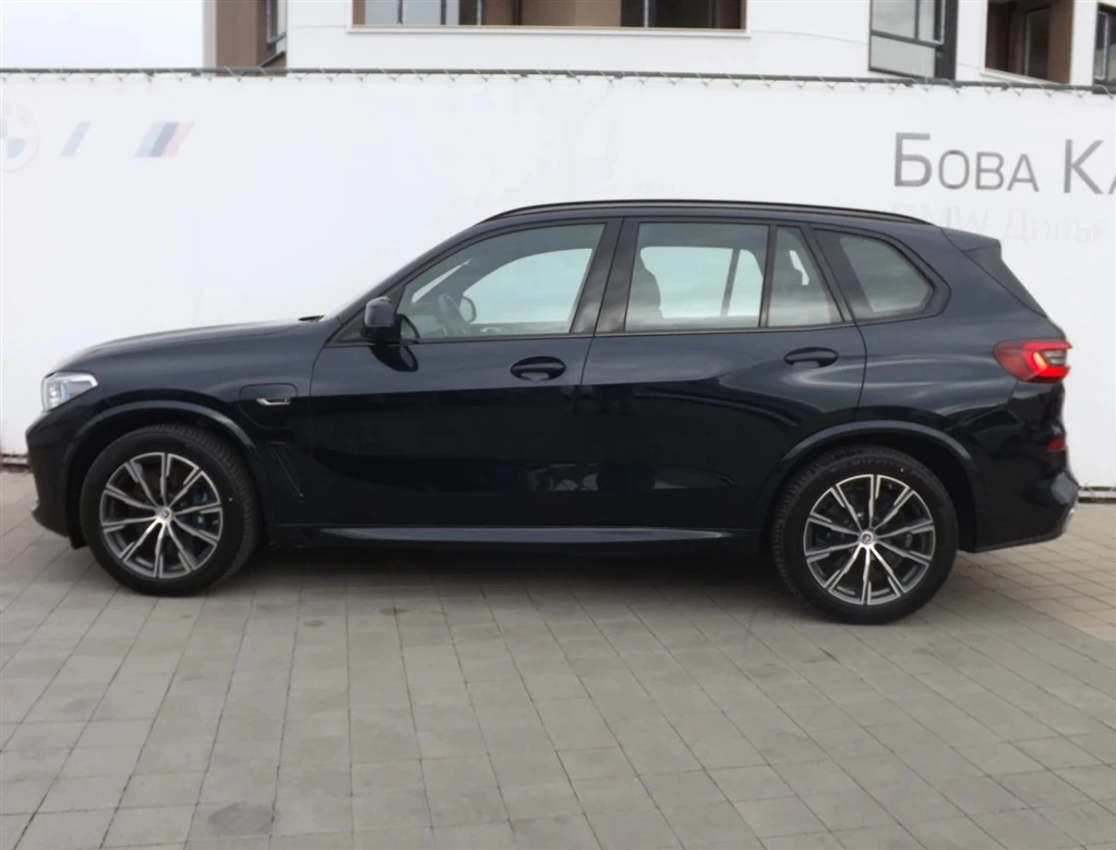 BMW X5 xDrive45e - изображение 3