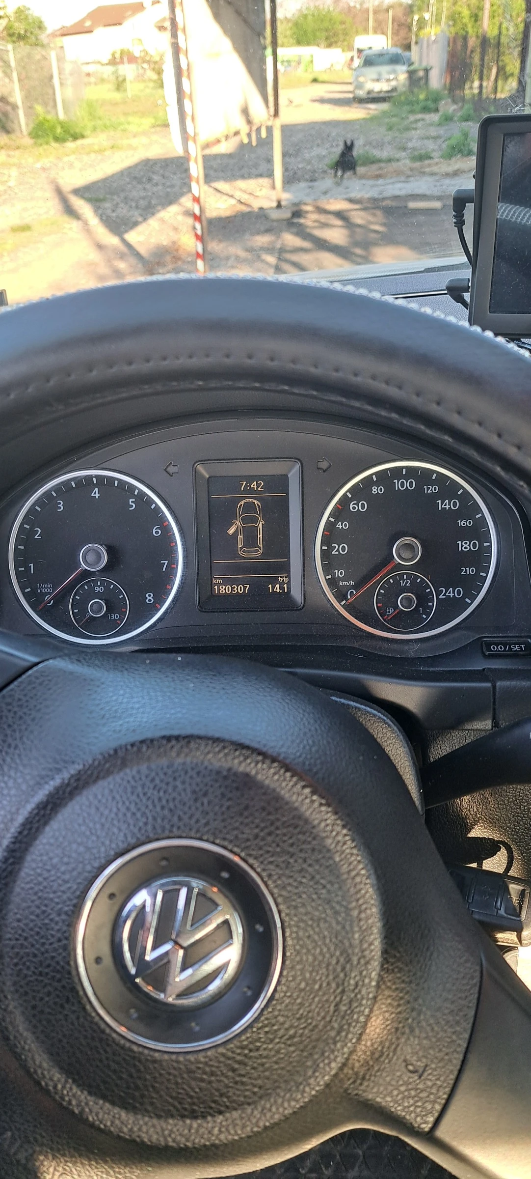 VW Tiguan BLUEMOTION - изображение 7