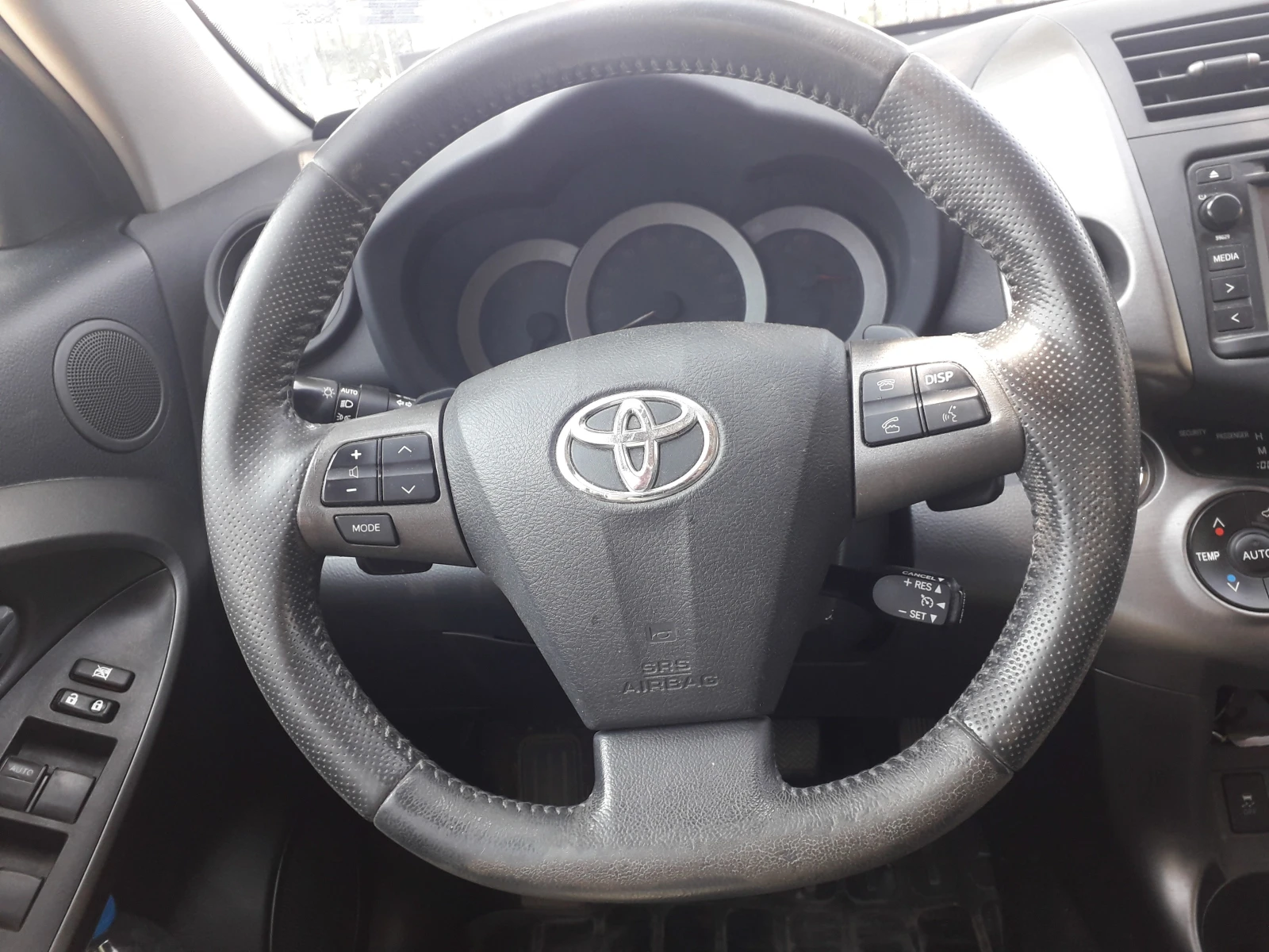 Toyota Rav4  - изображение 5