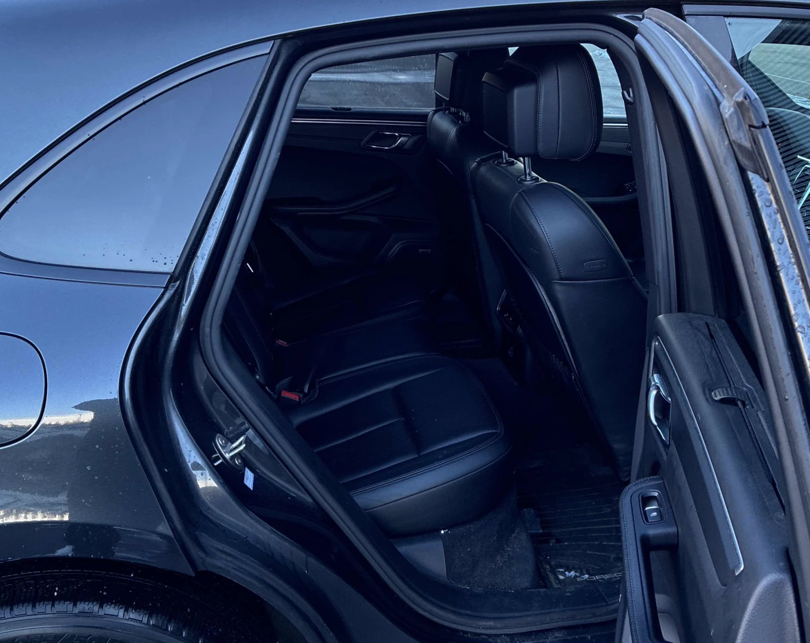 Porsche Macan  | Mobile.bg   11