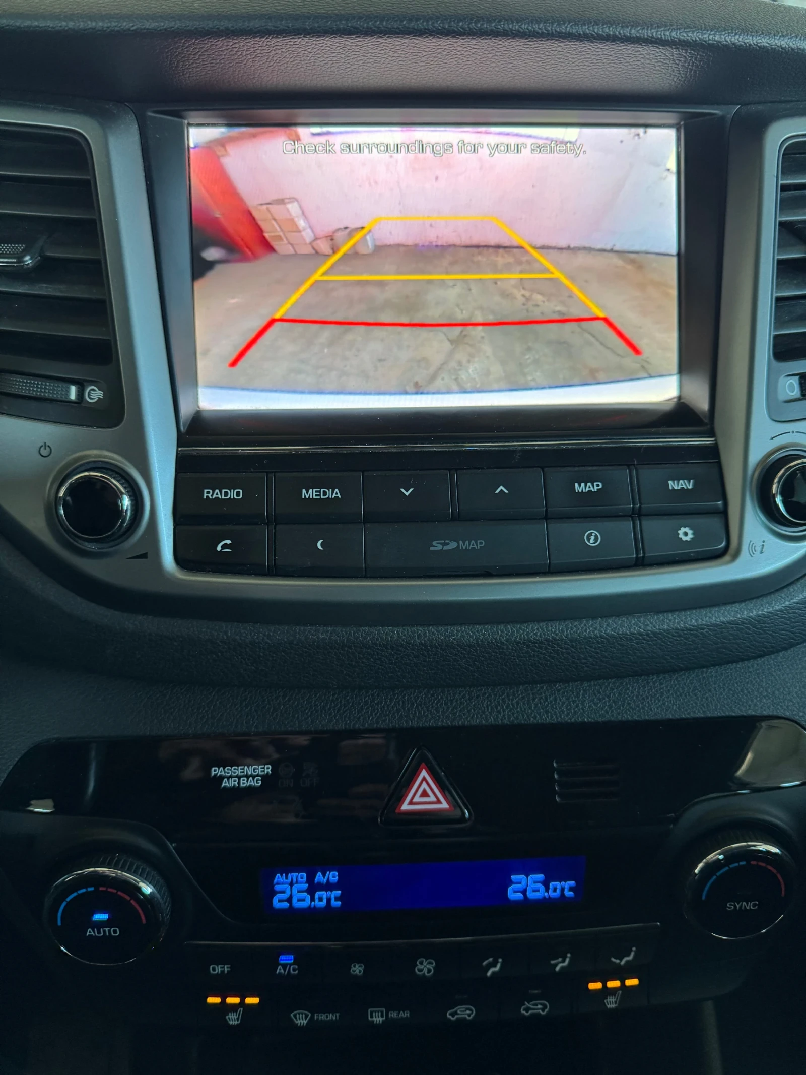 Hyundai Tucson 1.7CRDI ФУЛ ЕКСТРИ - изображение 10