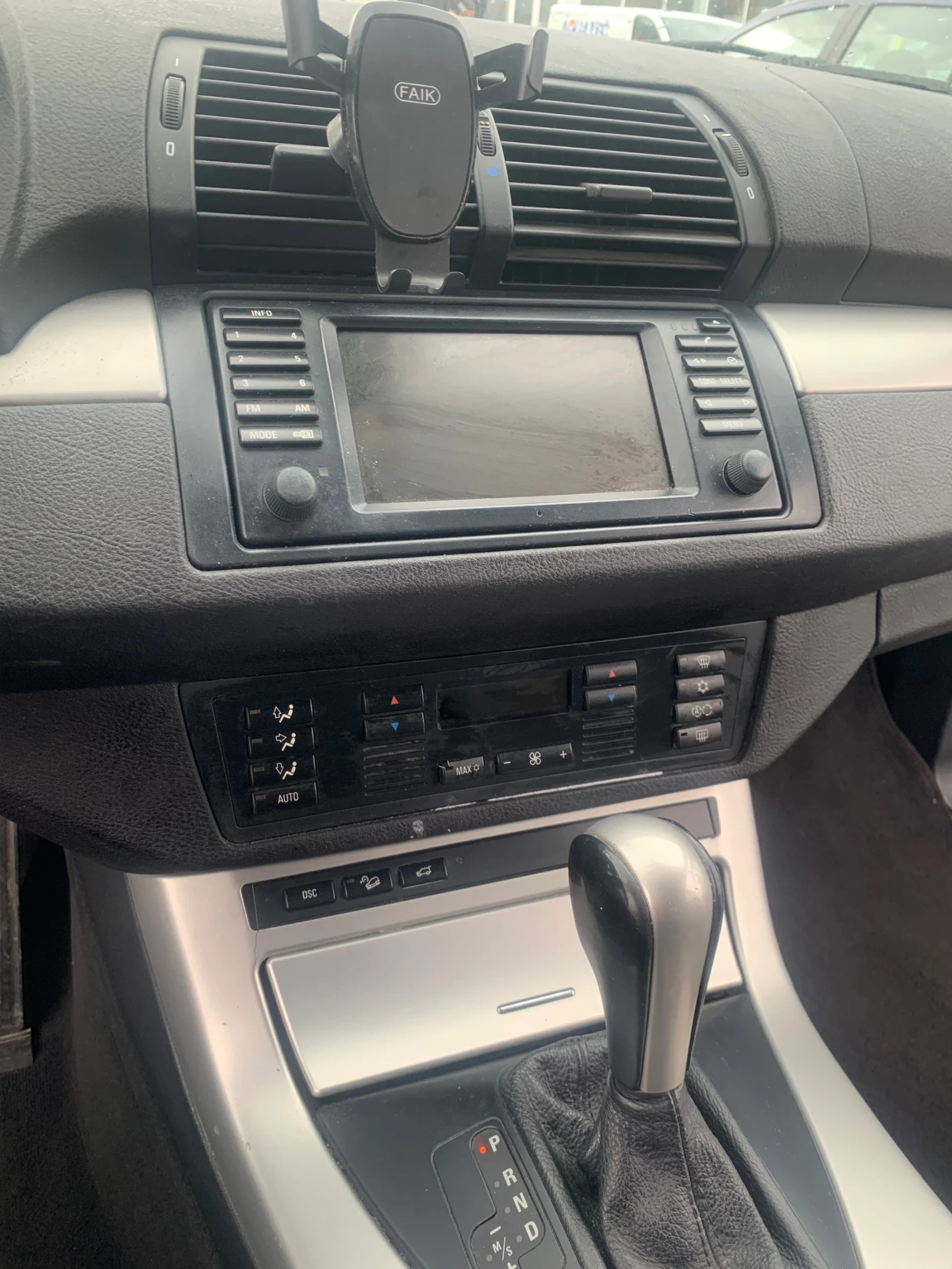 BMW X5  - изображение 8