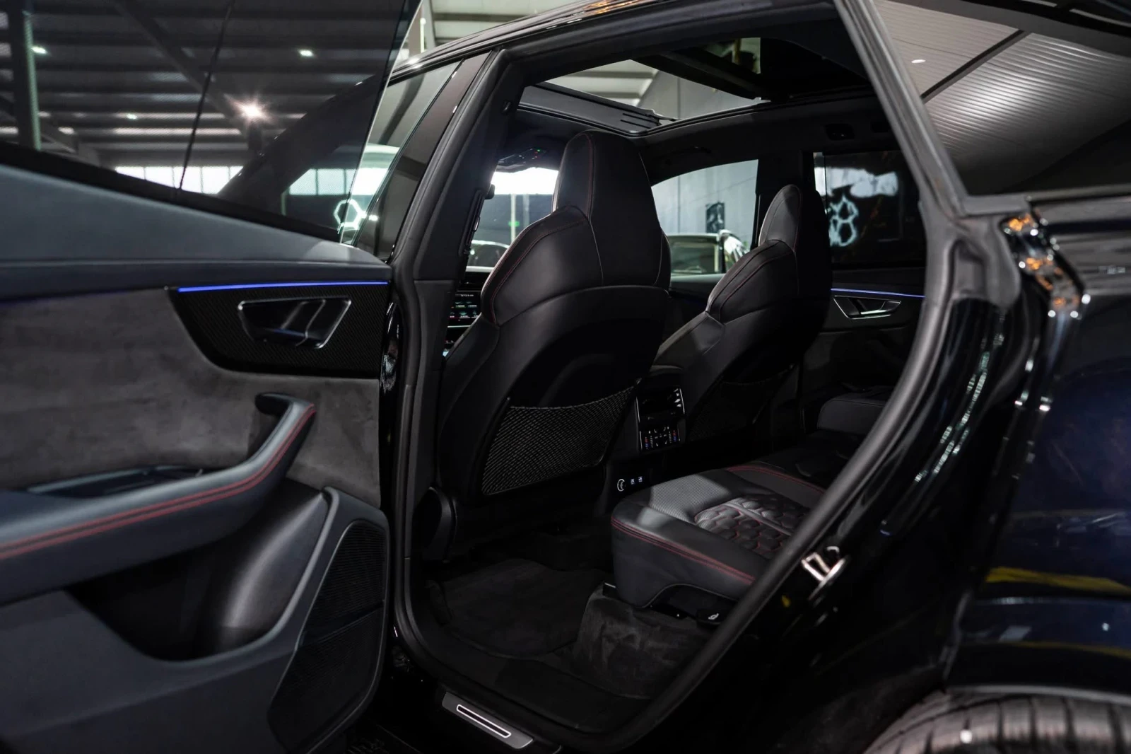Audi RSQ8 ABT TUNING CARBON CERAMIC ПАНО B&O ЛИЗИНГ 100%, снимка 15 - Автомобили и джипове - 54645090