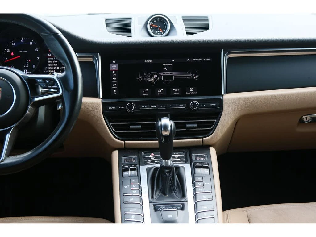 Porsche Macan 2.0 4X4, снимка 14 - Автомобили и джипове - 54997692