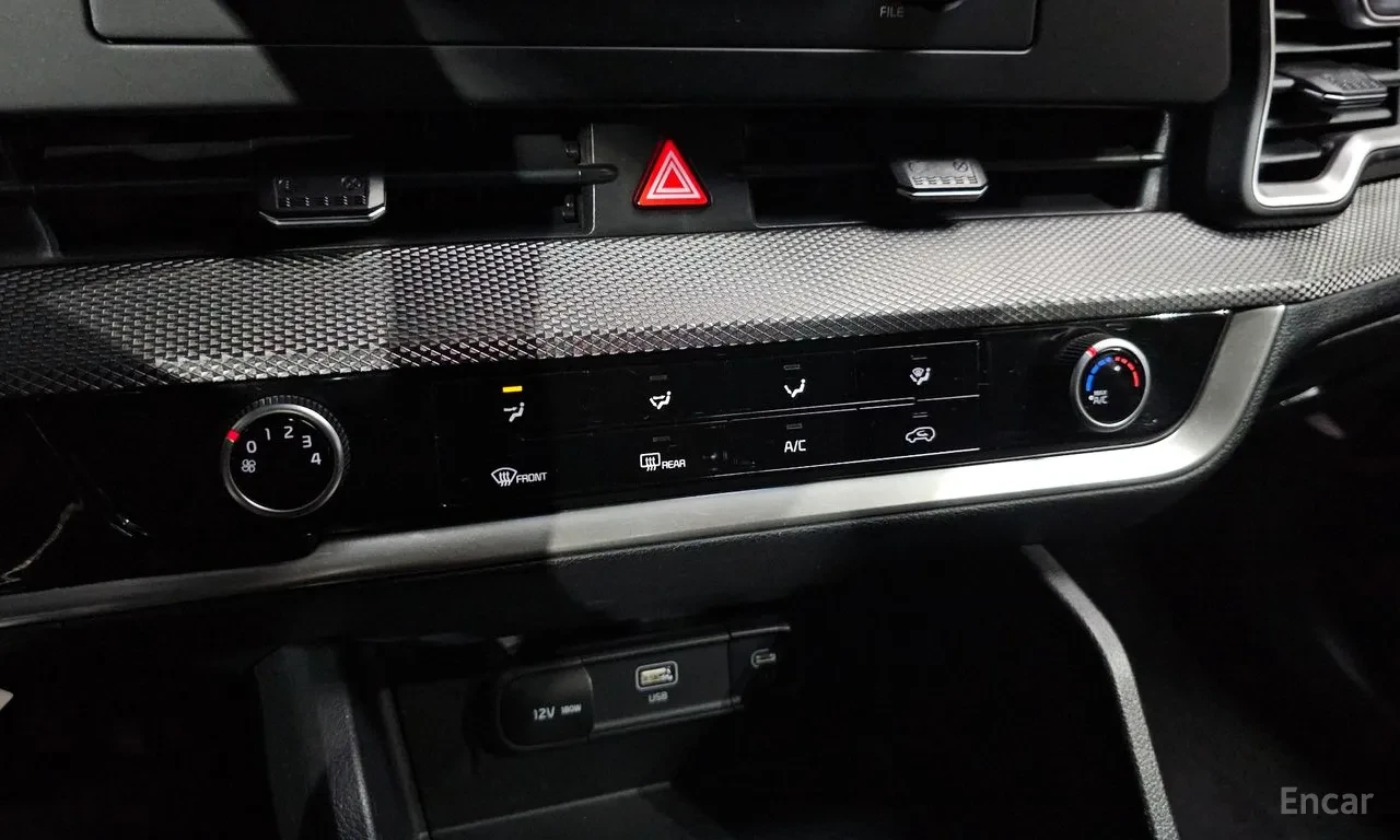 Kia Sportage 5th Generation Trendy| 2.0 DIESEL| LED| , снимка 14 - Автомобили и джипове - 55026751