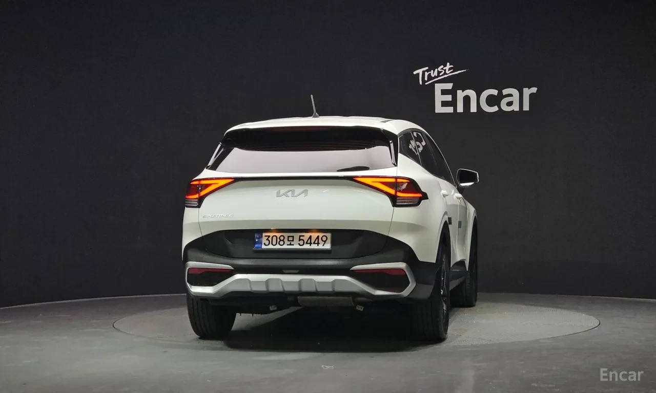 Kia Sportage 5th Generation Trendy| 2.0 DIESEL| LED| , снимка 4 - Автомобили и джипове - 55026751