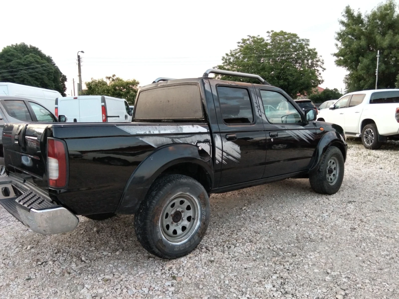Nissan Navara 2.5, снимка 4 - Автомобили и джипове - 55319301