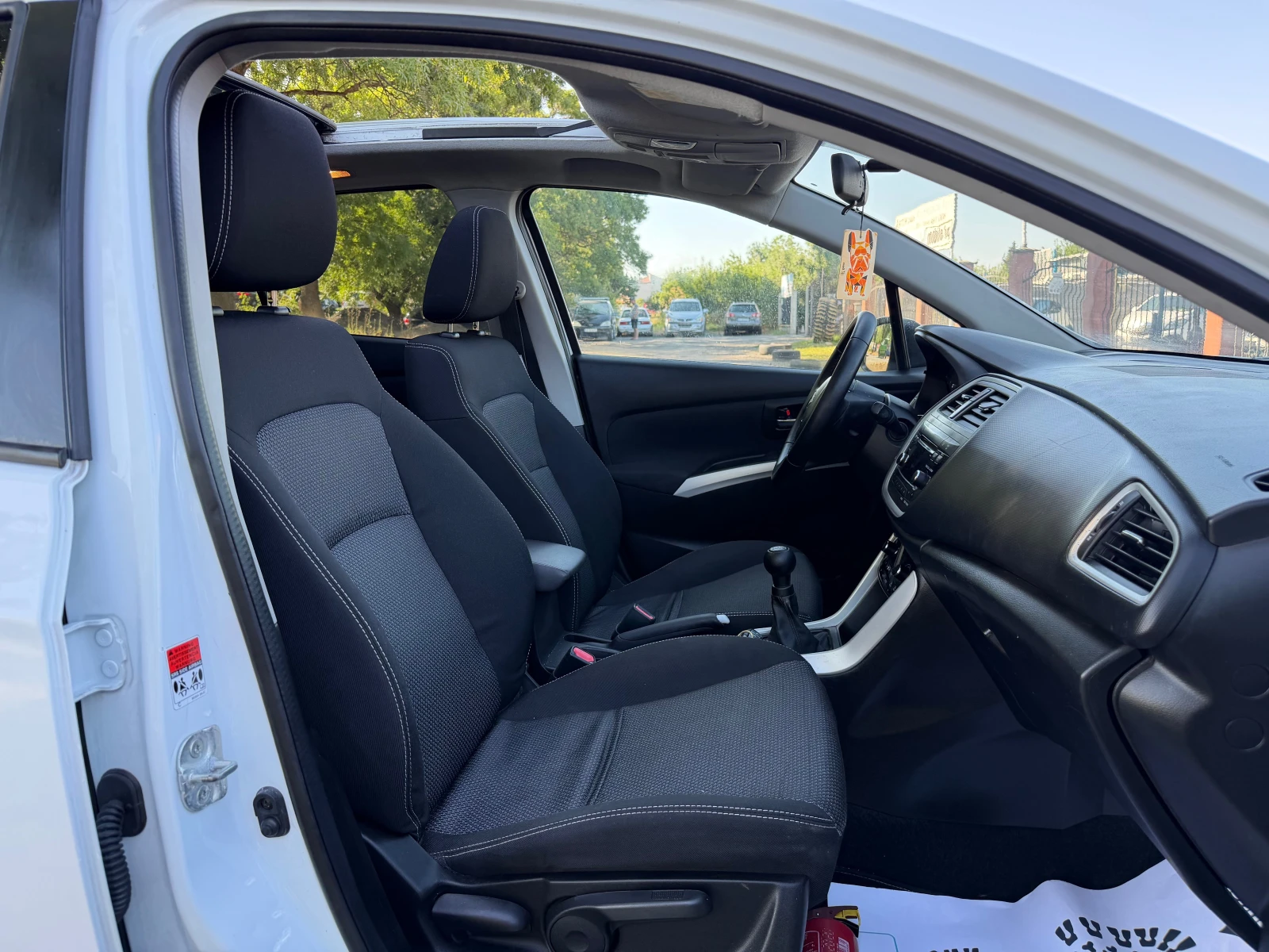 Suzuki SX4 S-Cross II 2WD 1.6i(120к.с)Бензин Еuro 6B ЛИЗИНГ, снимка 12 - Автомобили и джипове - 55493589