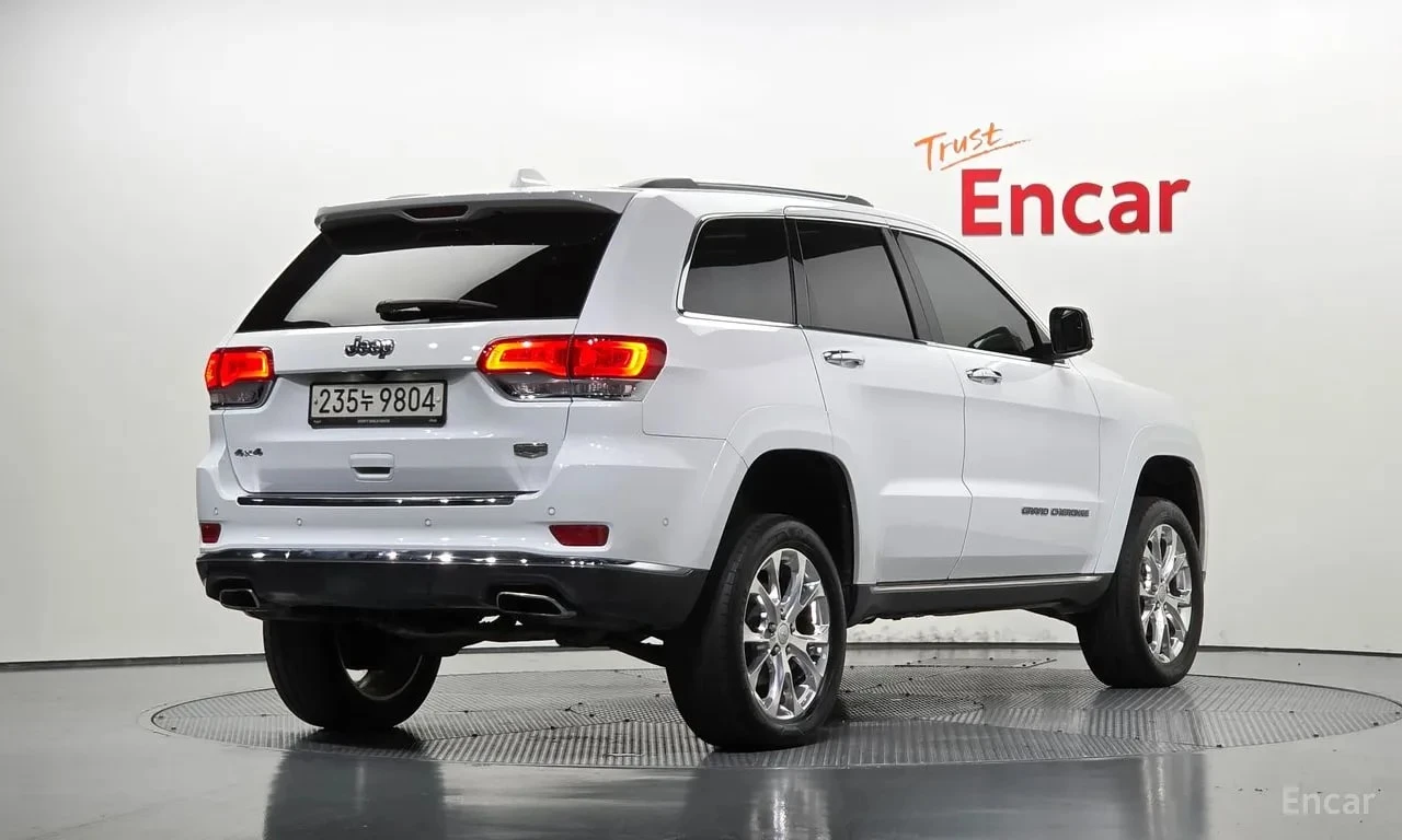 Jeep Cherokee SUMMIT/ОБДУХВАНЕ/ПАНОРАМА/ДИСТРОНИК, снимка 2 - Автомобили и джипове - 55837054