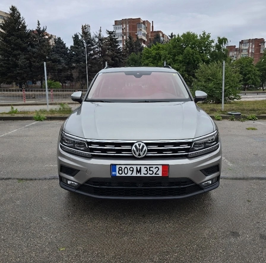 VW Tiguan 1.5TSI 150hp* Camera 360 * Panorama* Distronic, снимка 12 - Автомобили и джипове - 55864888