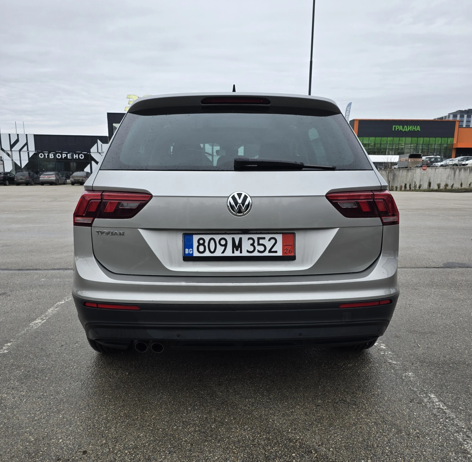 VW Tiguan 1.5TSI 150hp* Camera 360 * Panorama* Distronic, снимка 14 - Автомобили и джипове - 55864888