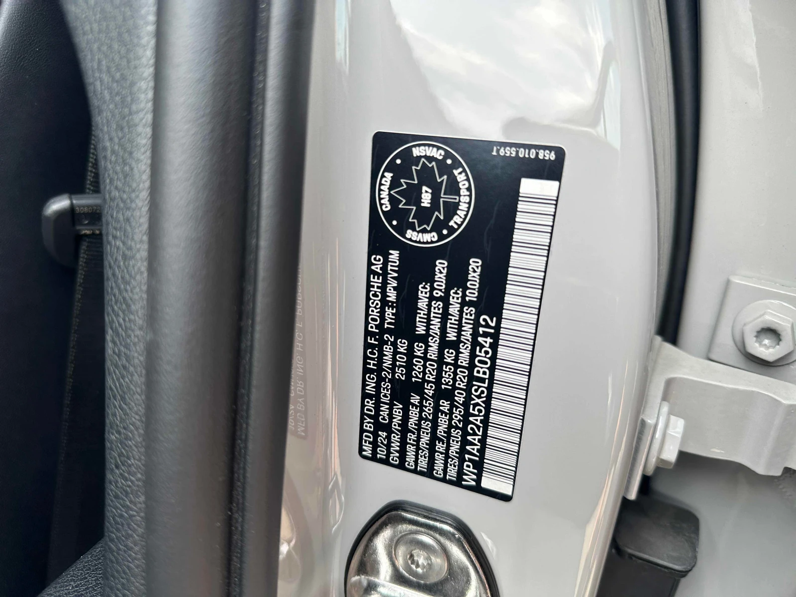Porsche Macan * AWD * CARFAX * ОПЦИЯ ЗА ФИНАНСИРАНЕ, снимка 10 - Автомобили и джипове - 55874926