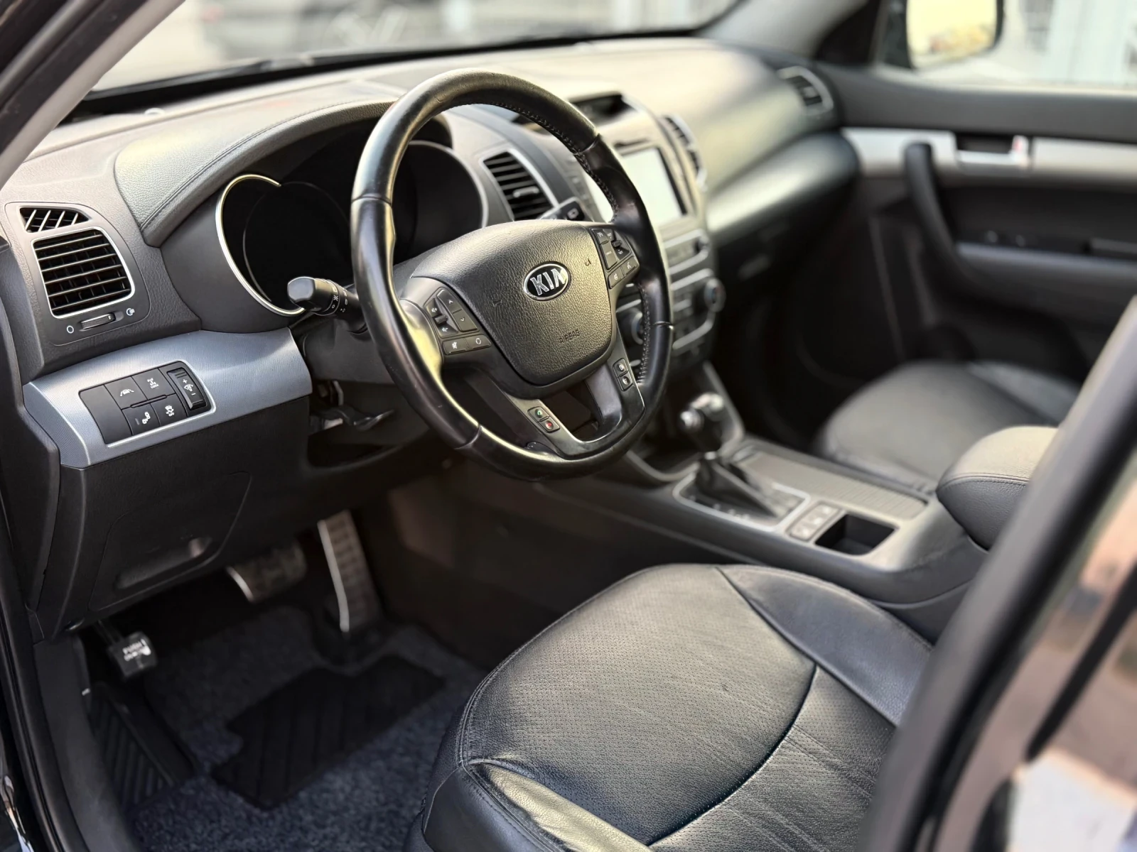 Kia Sorento 2.2CRDi* 4X4* FULL* PLATINUM* 197��* 6+ 1�����* PO | Mobile.bg � ����������� 7