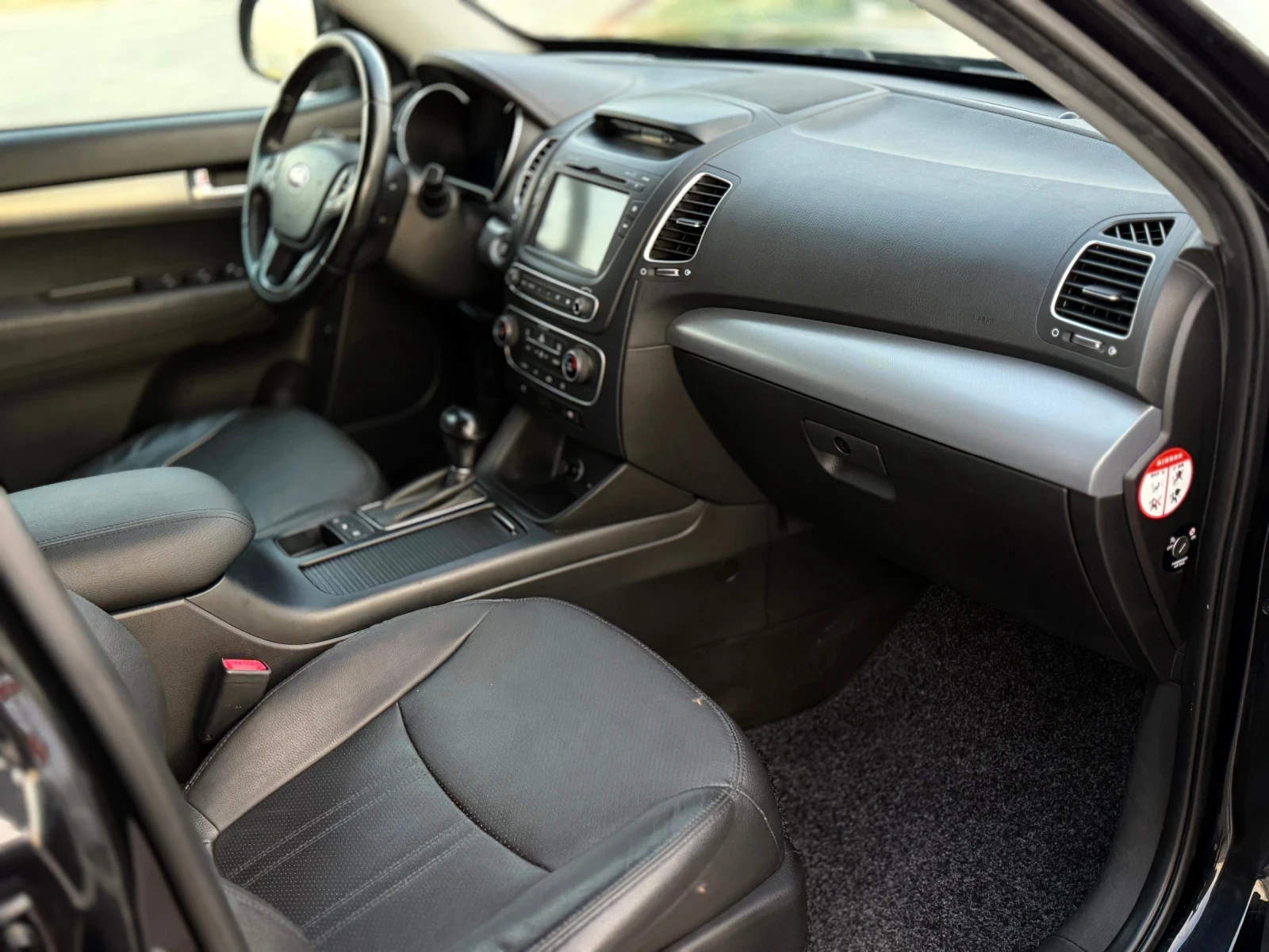 Kia Sorento 2.2CRDi* 4X4* FULL* PLATINUM* 197��* 6+ 1�����* PO | Mobile.bg � ����������� 8