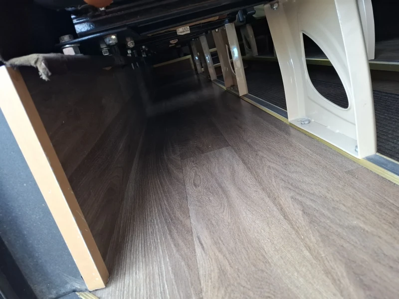 Mercedes-Benz Sprinter 518 24 МЕСТЕН, снимка 14 - Бусове и автобуси - 52537462