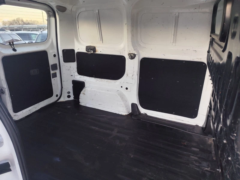 Nissan NV200 1.5 дизел, снимка 6 - Бусове и автобуси - 52810699