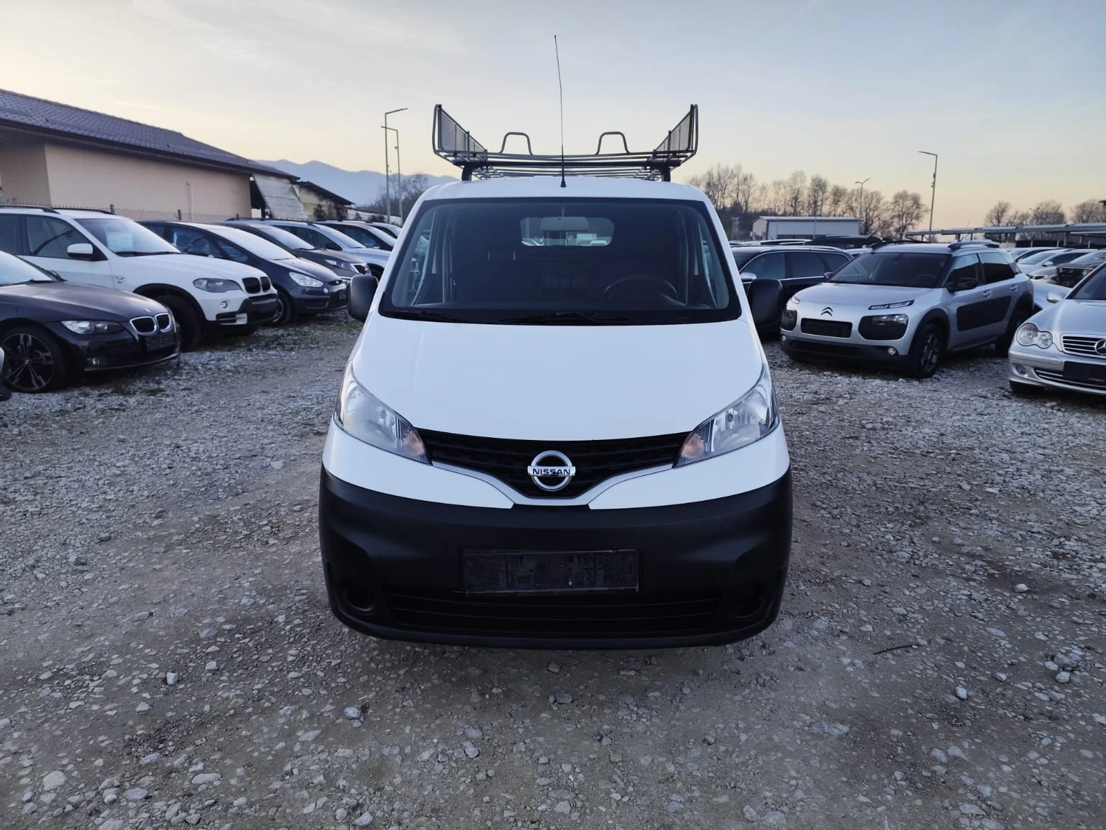 Nissan NV200 1.5 дизел - изображение 2