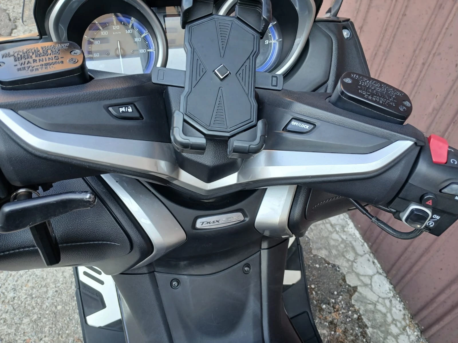 Yamaha T-max 530 SX - ABS TCS, снимка 8 - Мотоциклети и мототехника - 55532704