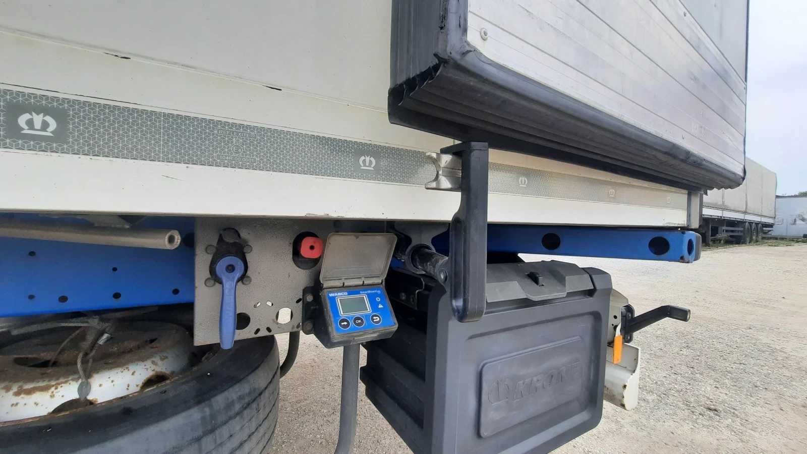  Krone | Mobile.bg   10